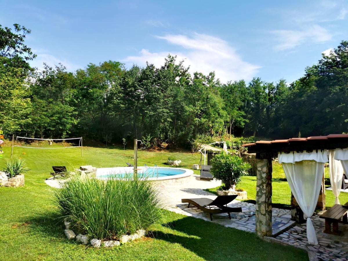 Holiday House Vuki Nedeščina Екстериор снимка