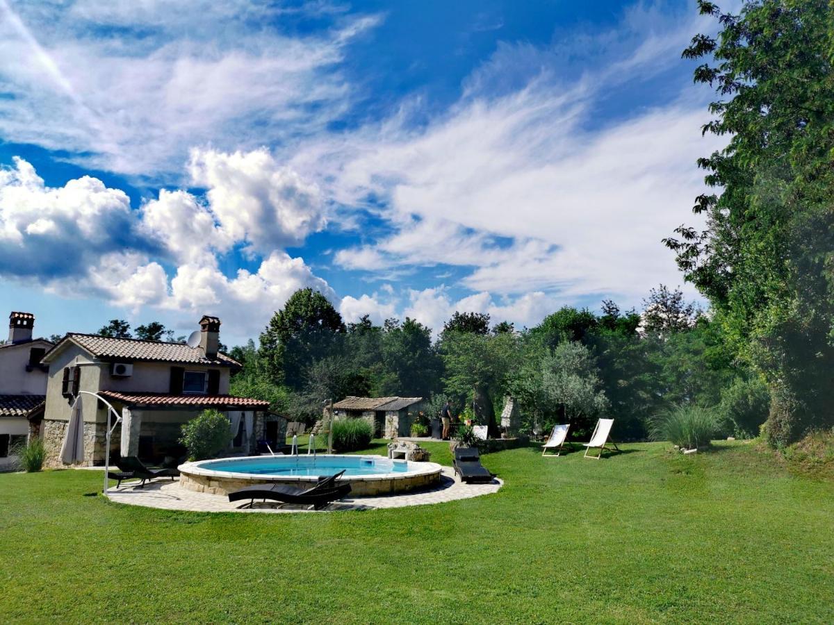 Holiday House Vuki Nedeščina Екстериор снимка
